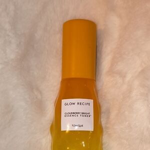 Glow Recipe Cloudberry Bright Essence Toner - Vibrant Yellow